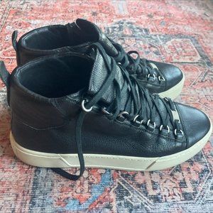 BALENCIAGA Arena Black White leather high top sneakers EU43 341760
